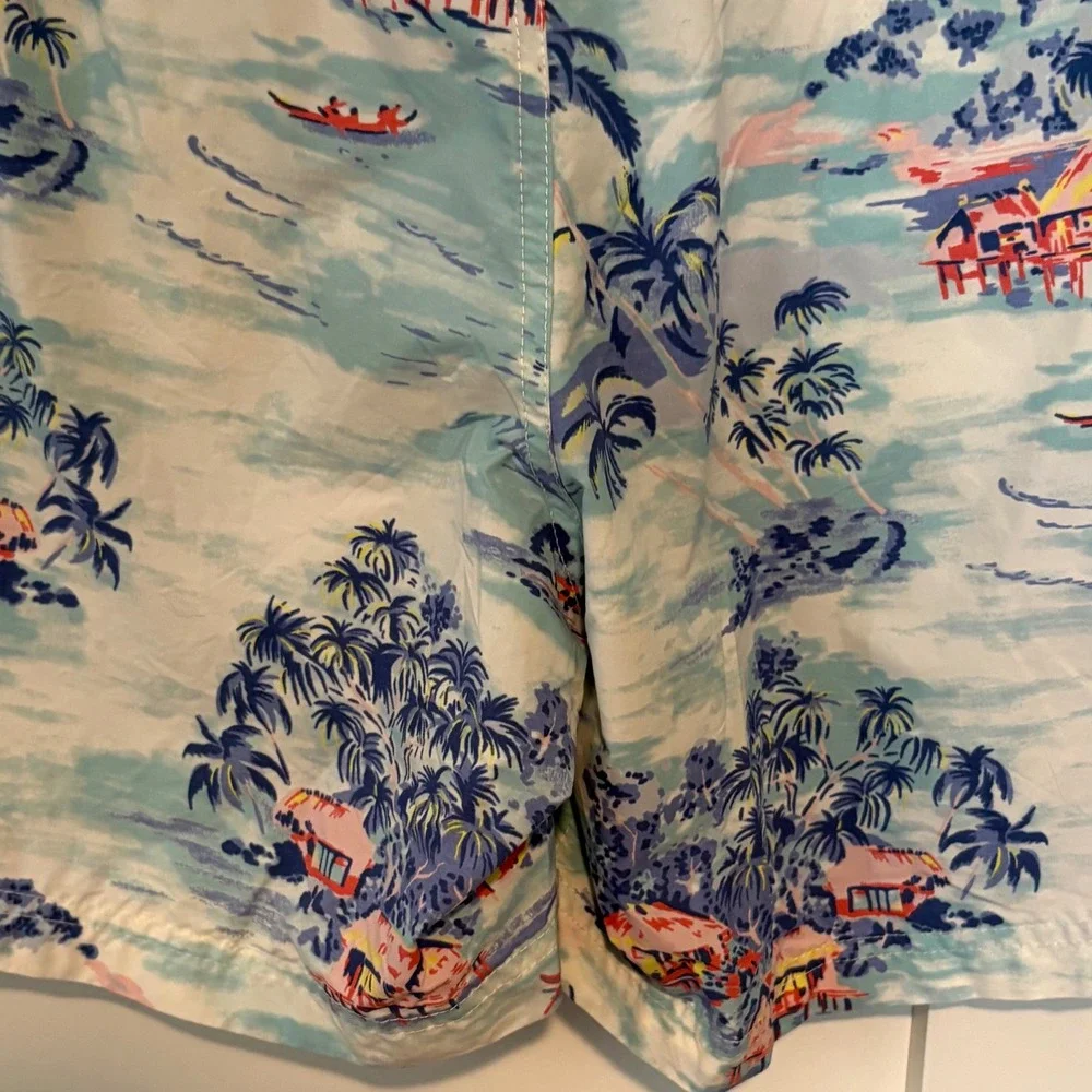 J. Crew Men's Tropical Landscape Print‎ Swim Short in Size 33